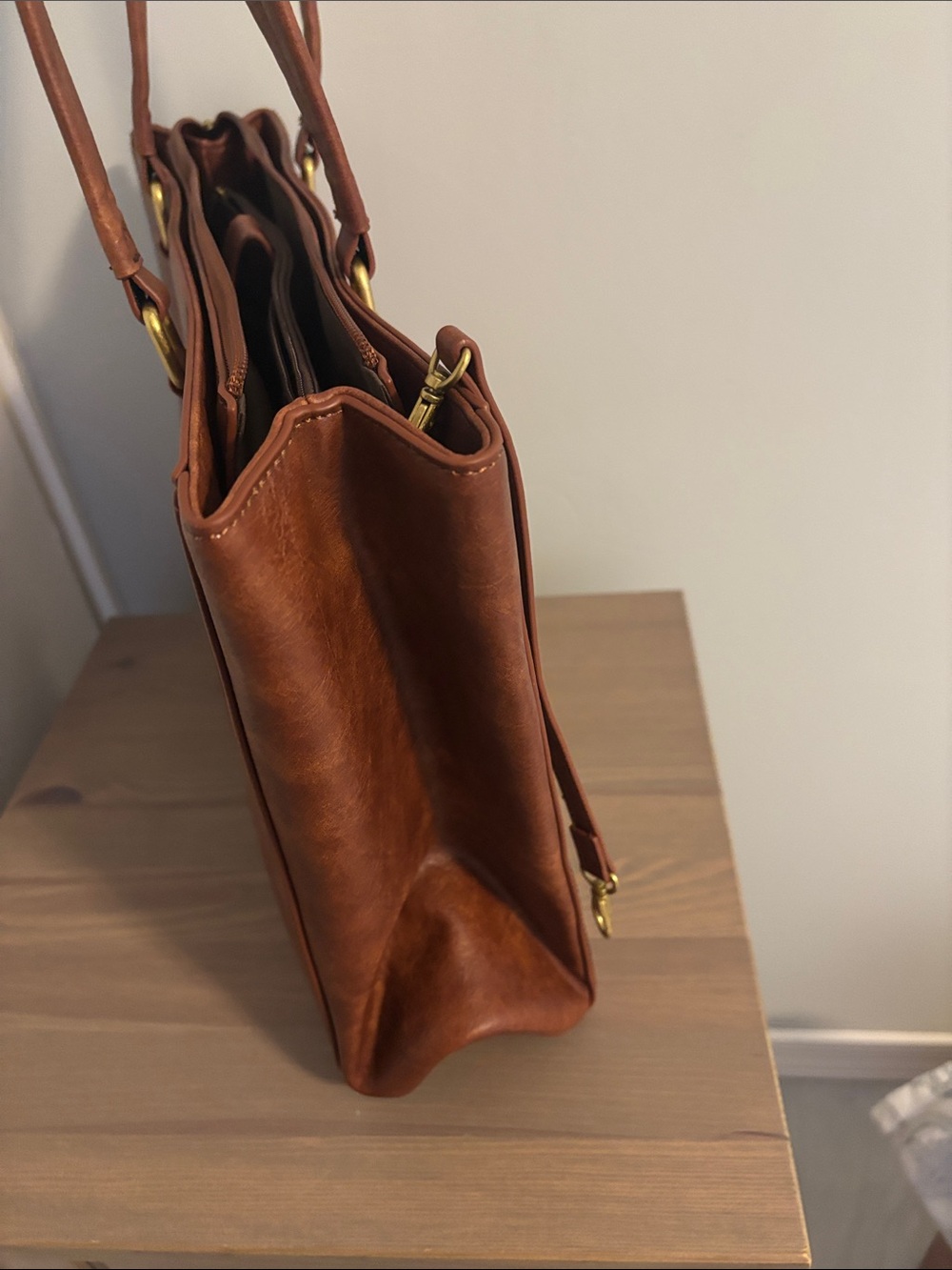 NWT Lovevook Women's Leather-Feel Tote in Chestnut Brown - Picture 10 of 10